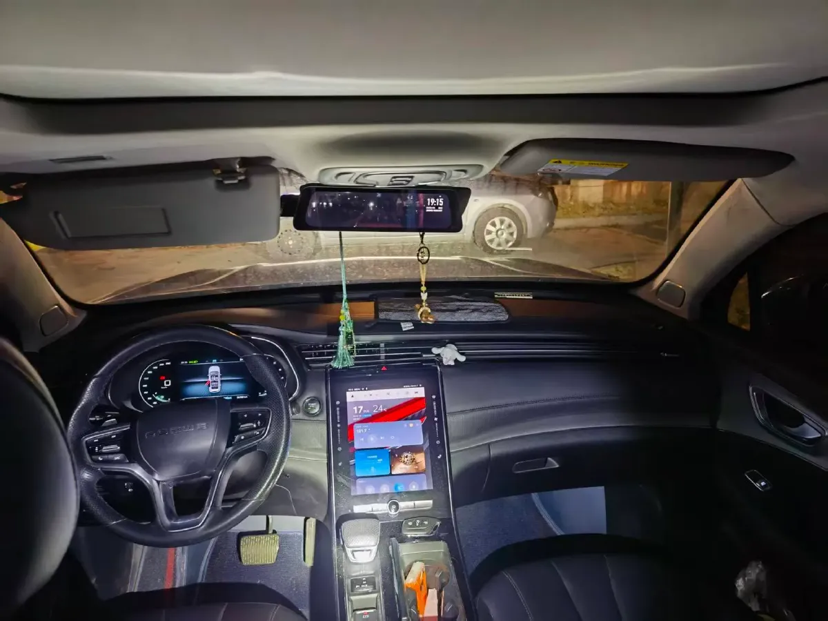 2019 Roewe RX5 MAX 2.0T 231HP L4 6DCT,autocango,china used car exporter,china ev exporter,chinese used car exporter,chinese used ev exporter