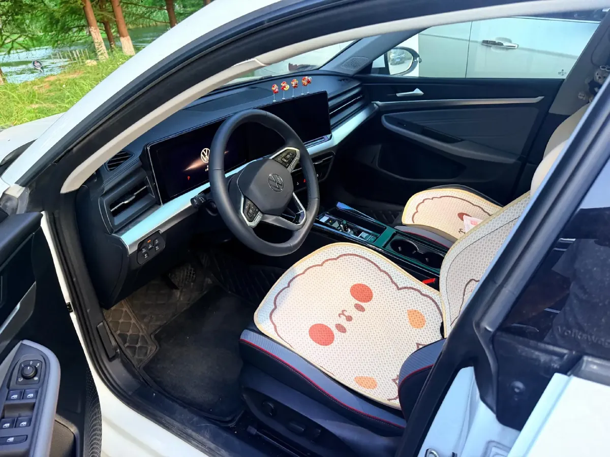 2024 Volkswagen Lamando 1.4T 150HP L4 7DCT,autocango,china used car exporter,china ev exporter,chinese used car exporter,chinese used ev exporter