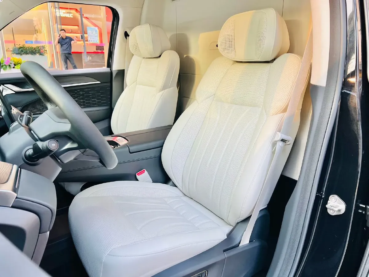 2024 Zeekr 009 BEV 108KWH,autocango,china used car exporter,china ev exporter,chinese used car exporter,chinese used ev exporter