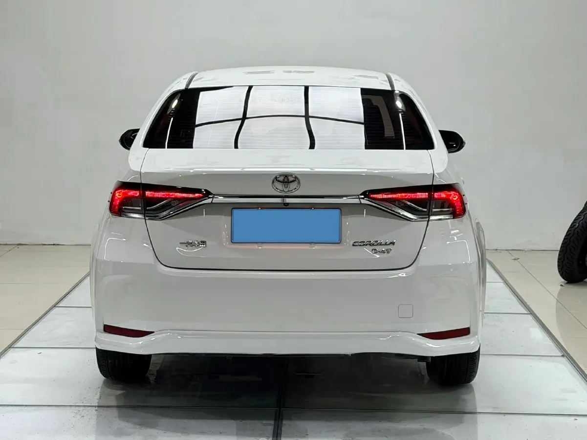 2021 Toyota Corolla 1.2T 116HP L4 CVT,autocango,china used car exporter,china ev exporter,chinese used car exporter,chinese used ev exporter