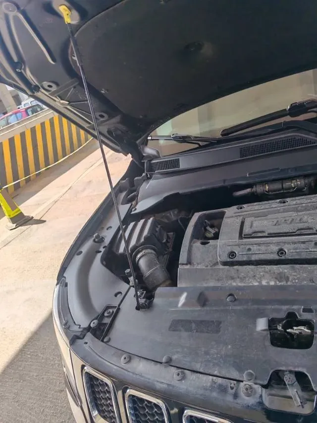 2017 Jeep Compass 1.4T 165HP L4 7DCT,autocango,china used car exporter,china ev exporter,chinese used car exporter,chinese used ev exporter