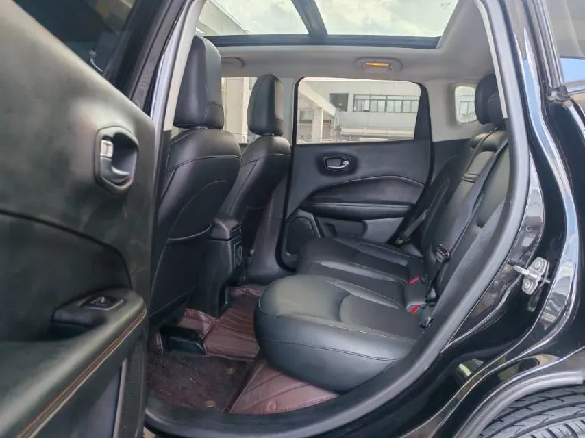 2017 Jeep Compass 1.4T 165HP L4 7DCT,autocango,china used car exporter,china ev exporter,chinese used car exporter,chinese used ev exporter