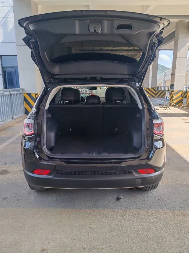 2017 Jeep Compass 1.4T 165HP L4 7DCT,autocango,china used car exporter,china ev exporter,chinese used car exporter,chinese used ev exporter