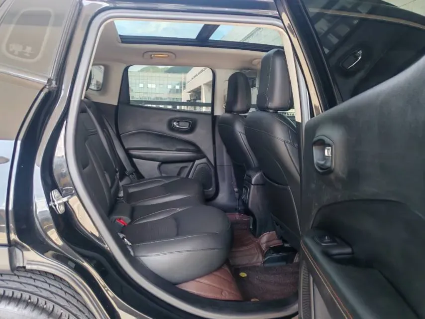 2017 Jeep Compass 1.4T 165HP L4 7DCT,autocango,china used car exporter,china ev exporter,chinese used car exporter,chinese used ev exporter