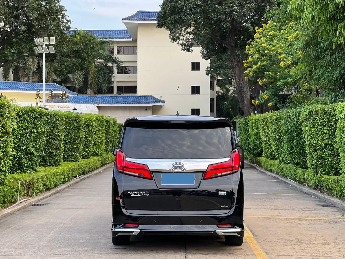 2021 Toyota Alphard 2.5L 117HP L4 E-CVT Hybrid,autocango,china used car exporter,china ev exporter,chinese used car exporter,chinese used ev exporter