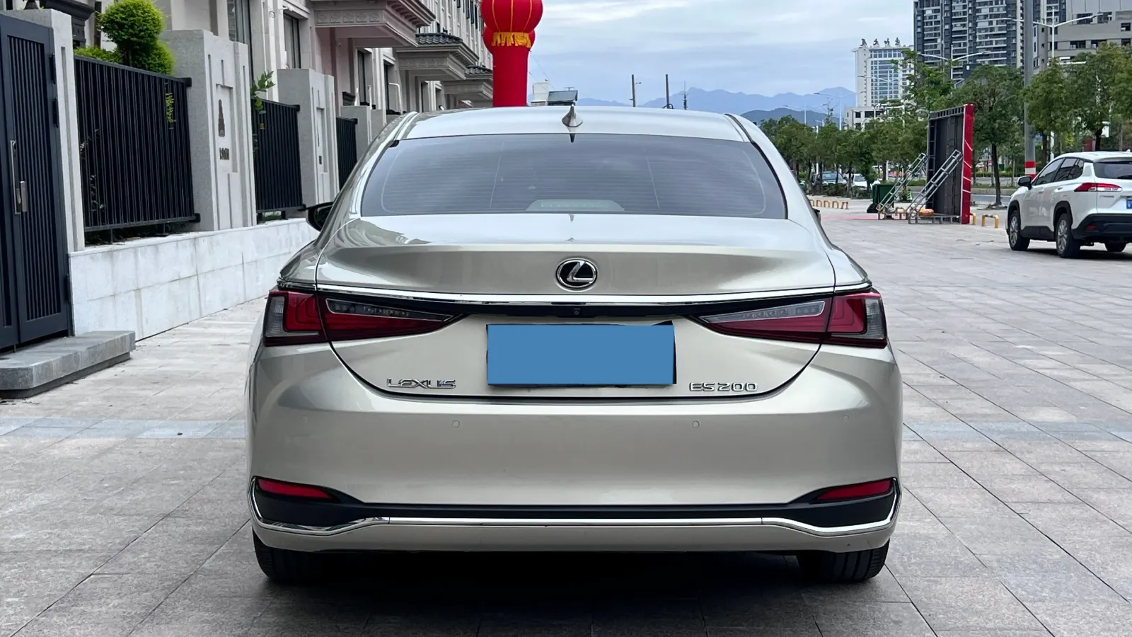 2018 Lexus ES 2.0L 167HP L4 6AT,autocango,china used car exporter,china ev exporter,chinese used car exporter,chinese used ev exporter