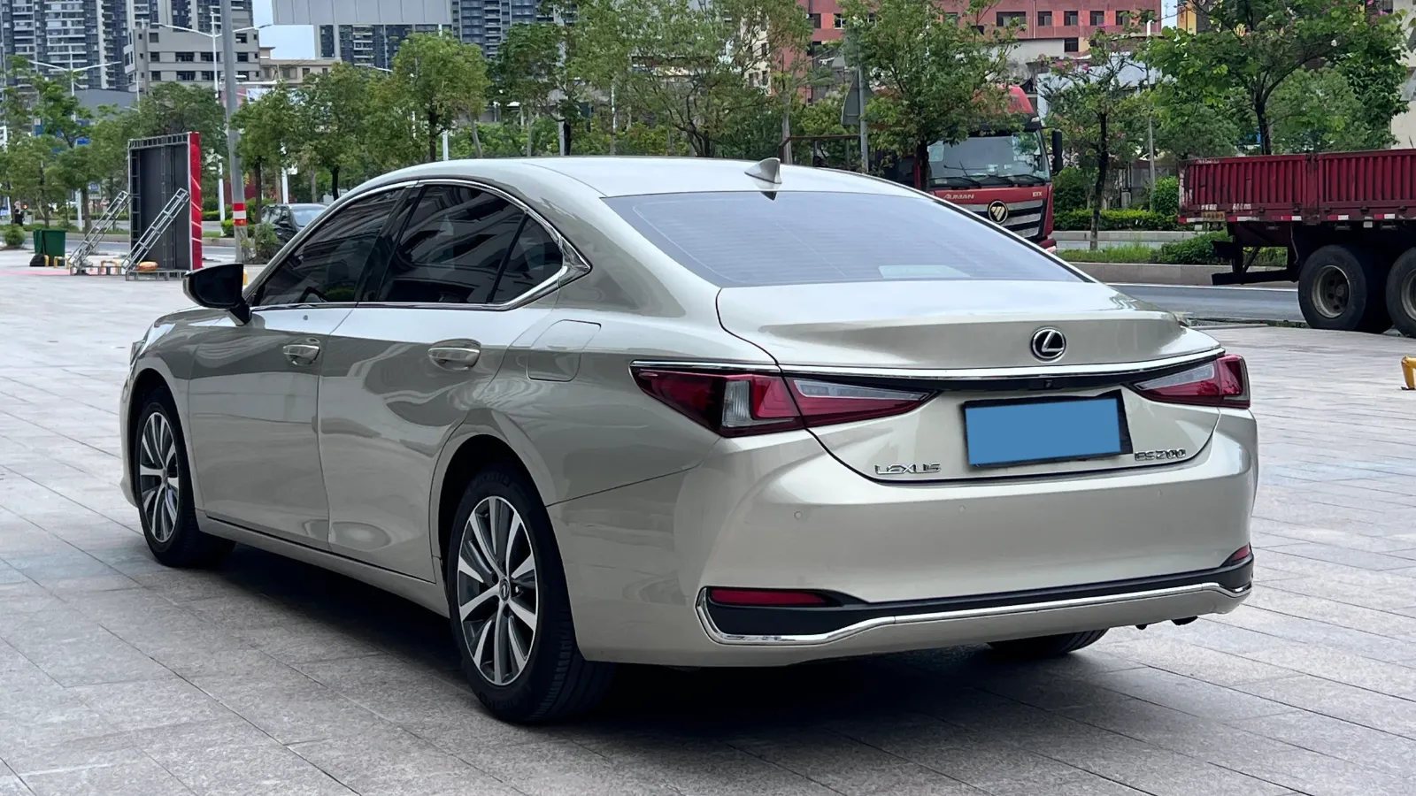 2018 Lexus ES 2.0L 167HP L4 6AT,autocango,china used car exporter,china ev exporter,chinese used car exporter,chinese used ev exporter