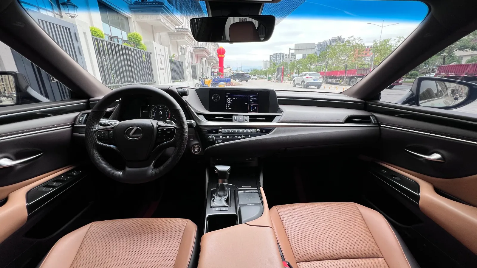 2018 Lexus ES 2.0L 167HP L4 6AT,autocango,china used car exporter,china ev exporter,chinese used car exporter,chinese used ev exporter