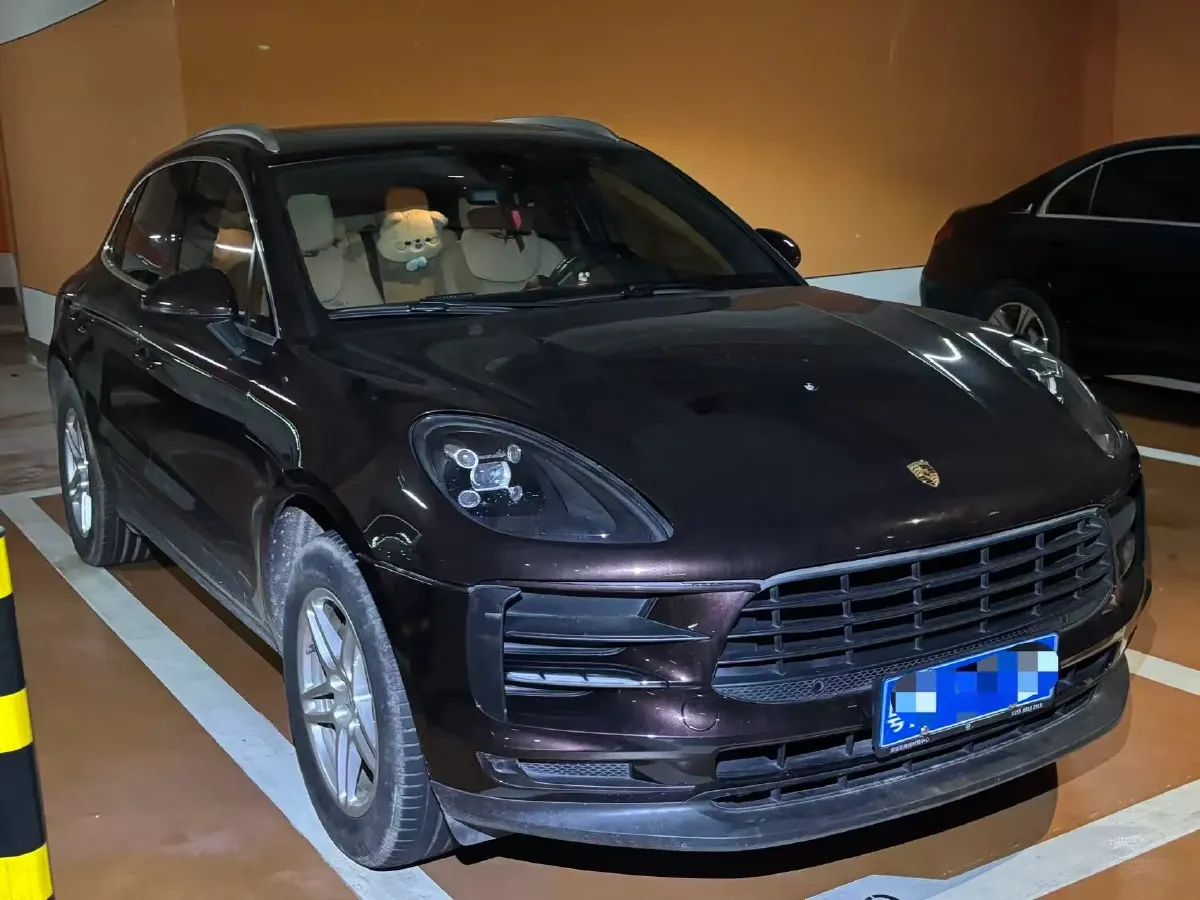 2018 Porsche Macan 2.0T 252HP L4 7DCT,autocango,china used car exporter,china ev exporter,chinese used car exporter,chinese used ev exporter