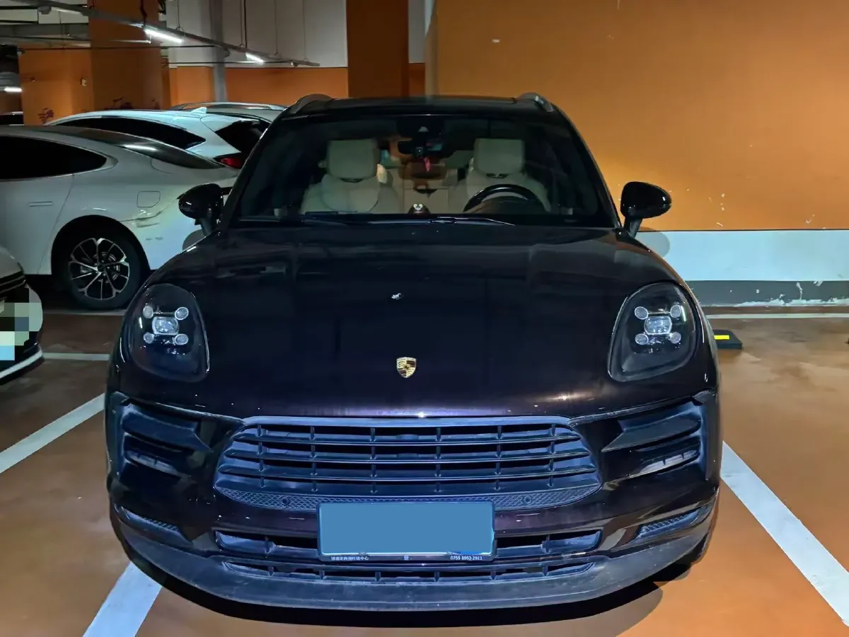 2018 Porsche Macan 2.0T 252HP L4 7DCT,autocango,china used car exporter,china ev exporter,chinese used car exporter,chinese used ev exporter