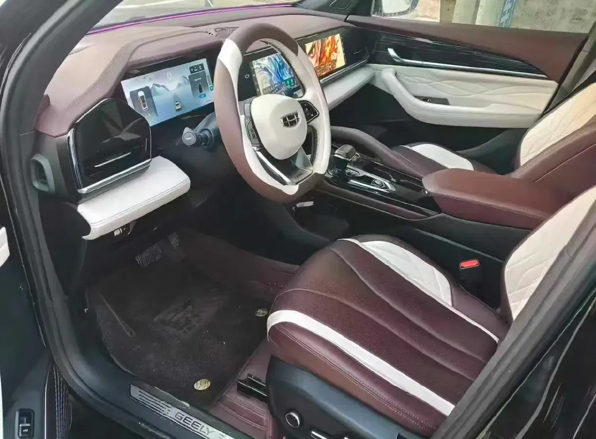 2021 Geely Monjaro 2.0T 218HP L4 7DCT,autocango,china used car exporter,china ev exporter,chinese used car exporter,chinese used ev exporter