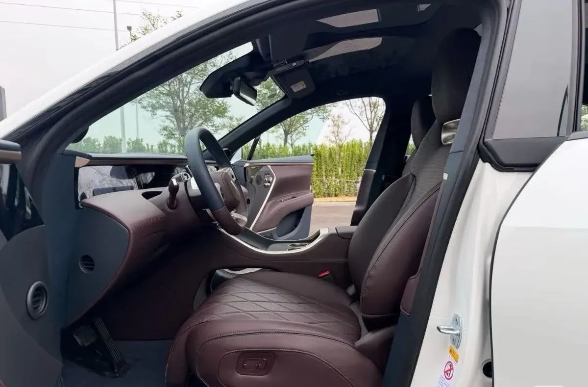 2025 Avatr 11 1.5T 156HP L4 REEV 39.05KWH,autocango,china used car exporter,china ev exporter,chinese used car exporter,chinese used ev exporter