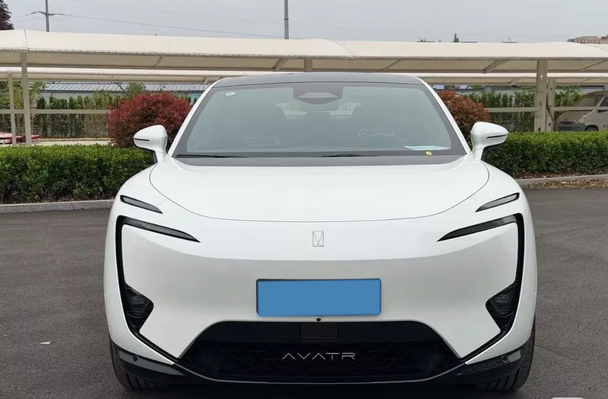 2025 Avatr 11 1.5T 156HP L4 REEV 39.05KWH,autocango,china used car exporter,china ev exporter,chinese used car exporter,chinese used ev exporter