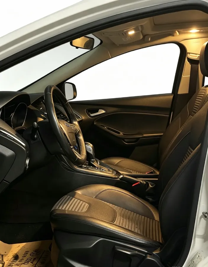 2017 Ford Focus 1.6L 125HP L4 6DCT,autocango,china used car exporter,china ev exporter,chinese used car exporter,chinese used ev exporter