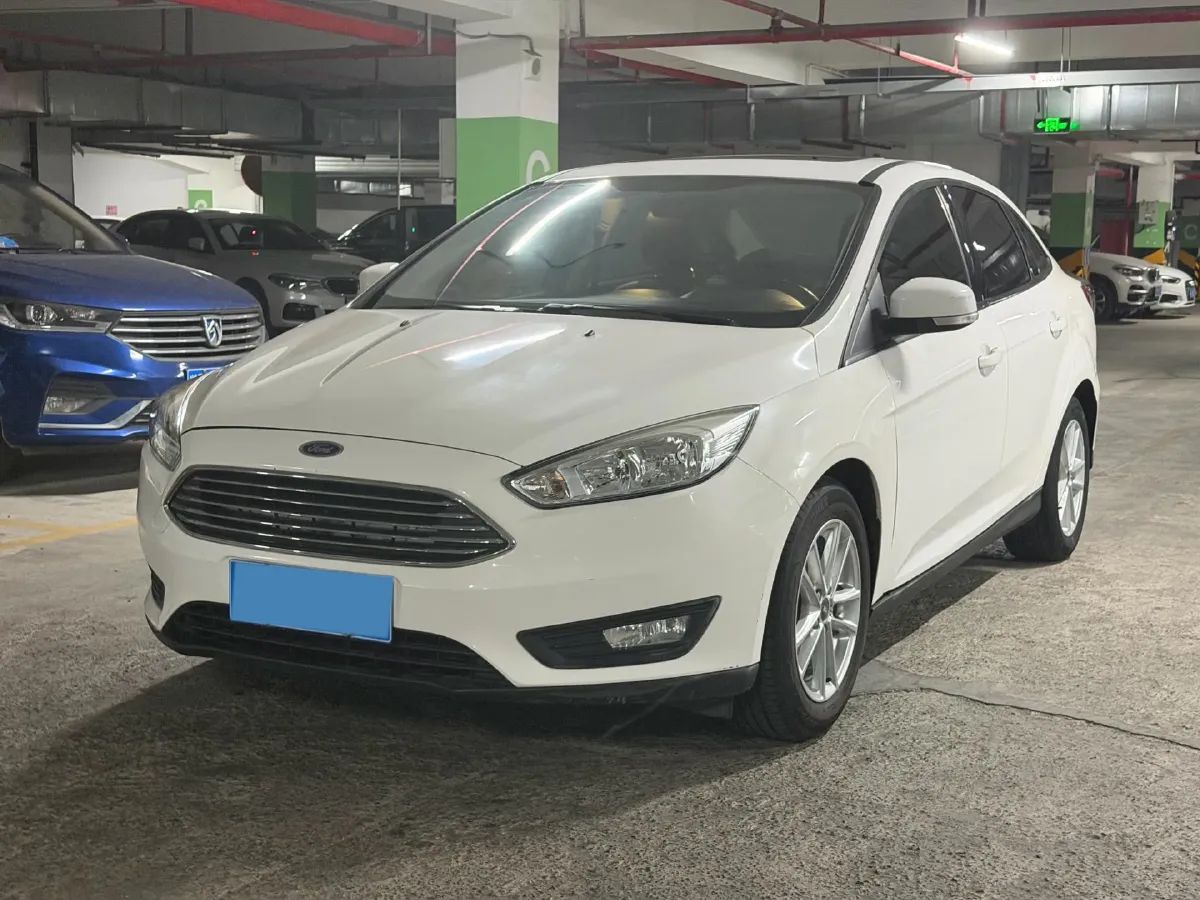 2017 Ford Focus 1.6L 125HP L4 6DCT,autocango,china used car exporter,china ev exporter,chinese used car exporter,chinese used ev exporter