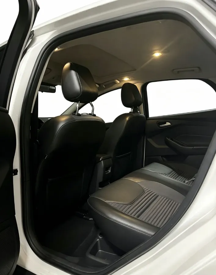 2017 Ford Focus 1.6L 125HP L4 6DCT,autocango,china used car exporter,china ev exporter,chinese used car exporter,chinese used ev exporter