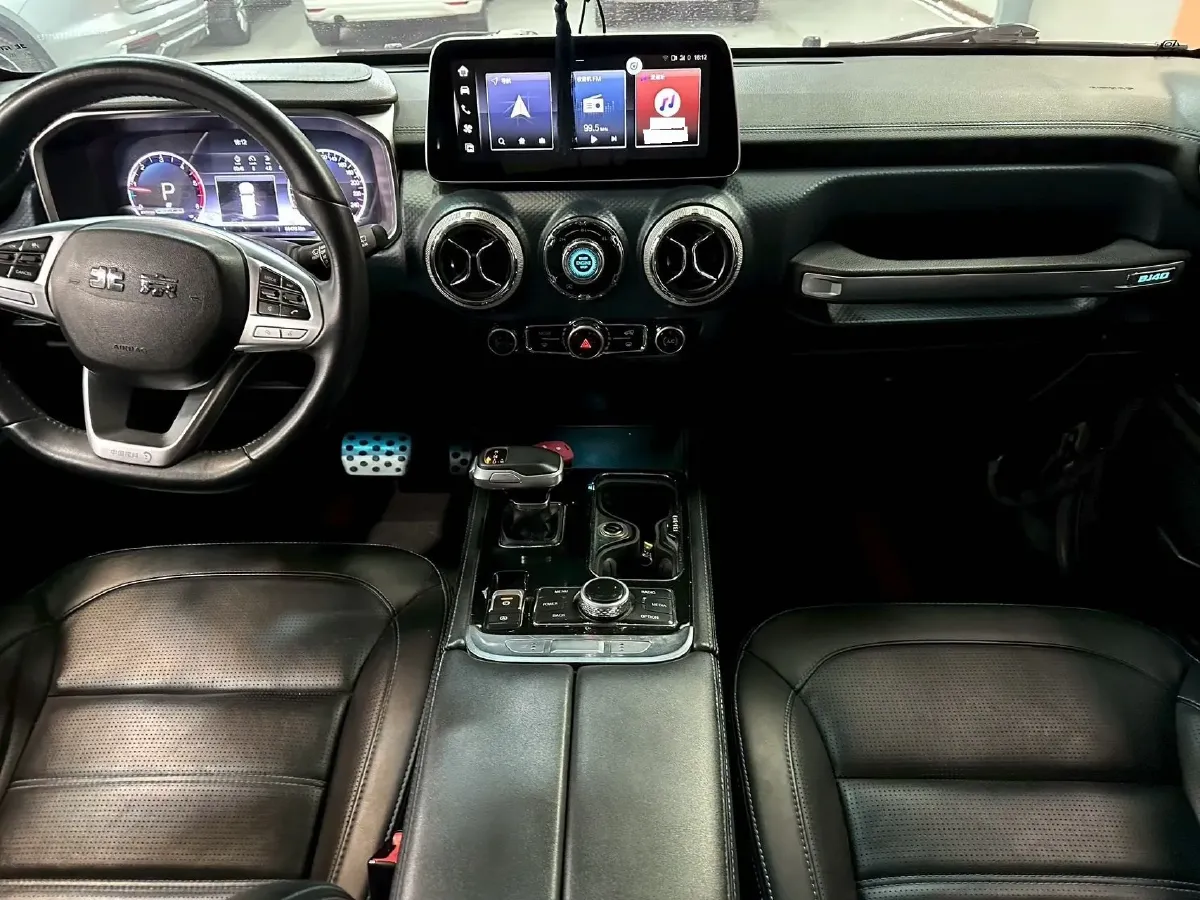 2021 Beijing BJ40 2.0T 163HP L4 8AT,autocango,china used car exporter,china ev exporter,chinese used car exporter,chinese used ev exporter