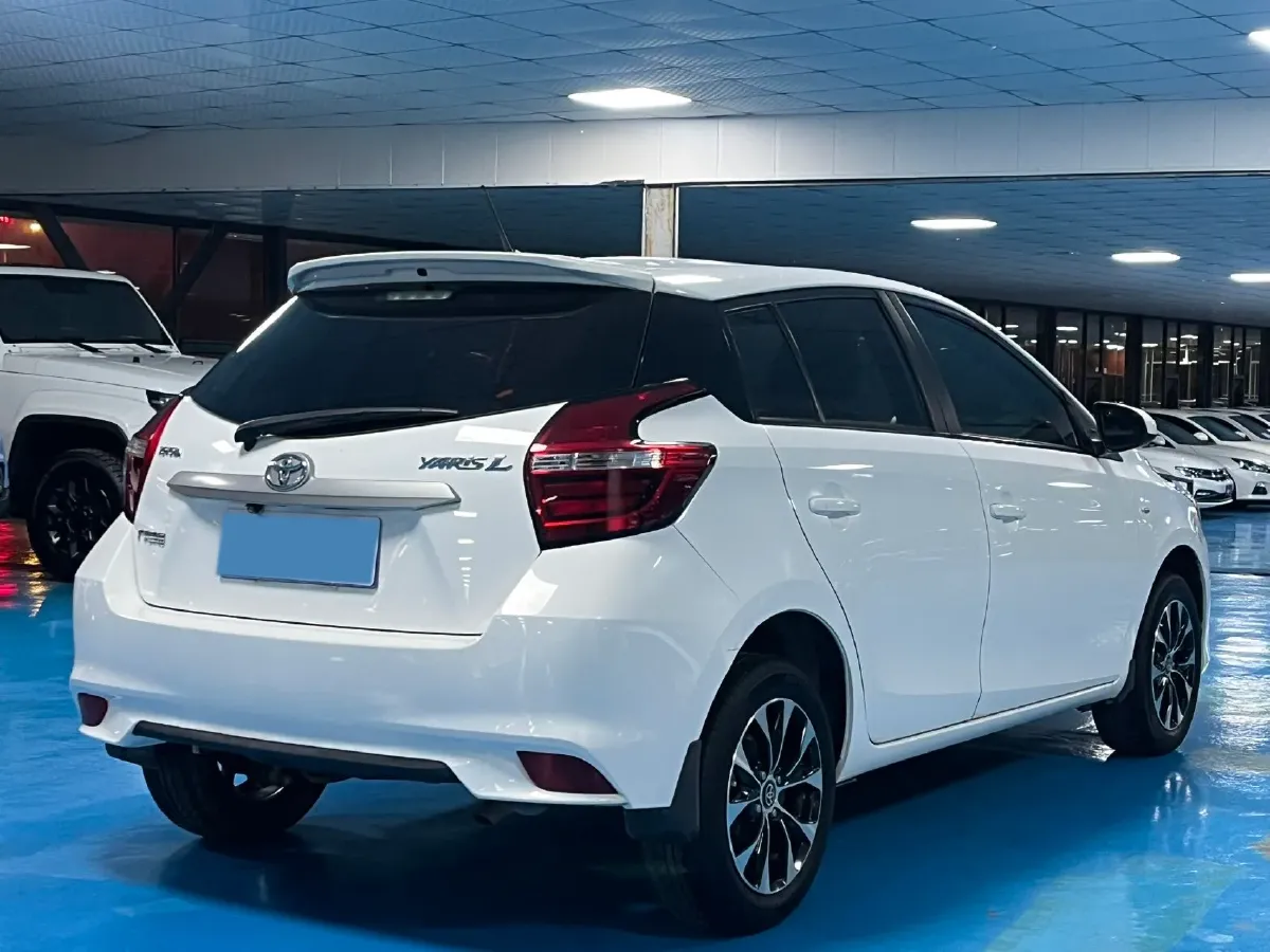 2016 Hyundai Verna 1.4L 100HP L4 6AT,autocango,china used car exporter,china ev exporter,chinese used car exporter,chinese used ev exporter