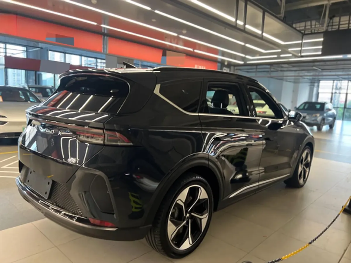2021 ARCFOX αT BEV 94.5KWH,autocango,china used car exporter,china ev exporter,chinese used car exporter,chinese used ev exporter