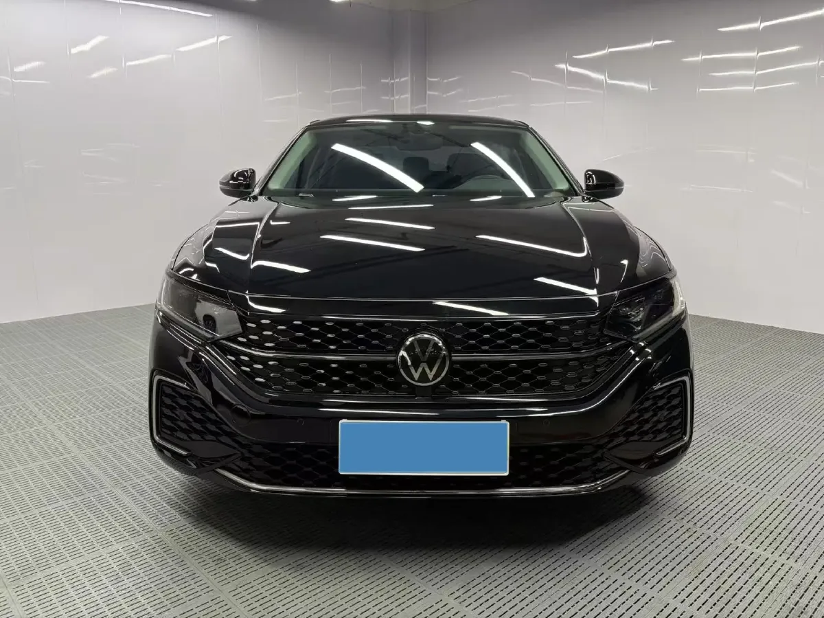 2023 Volkswagen Passat 1.4T 150HP L4 7DCT,autocango,china used car exporter,china ev exporter,chinese used car exporter,chinese used ev exporter