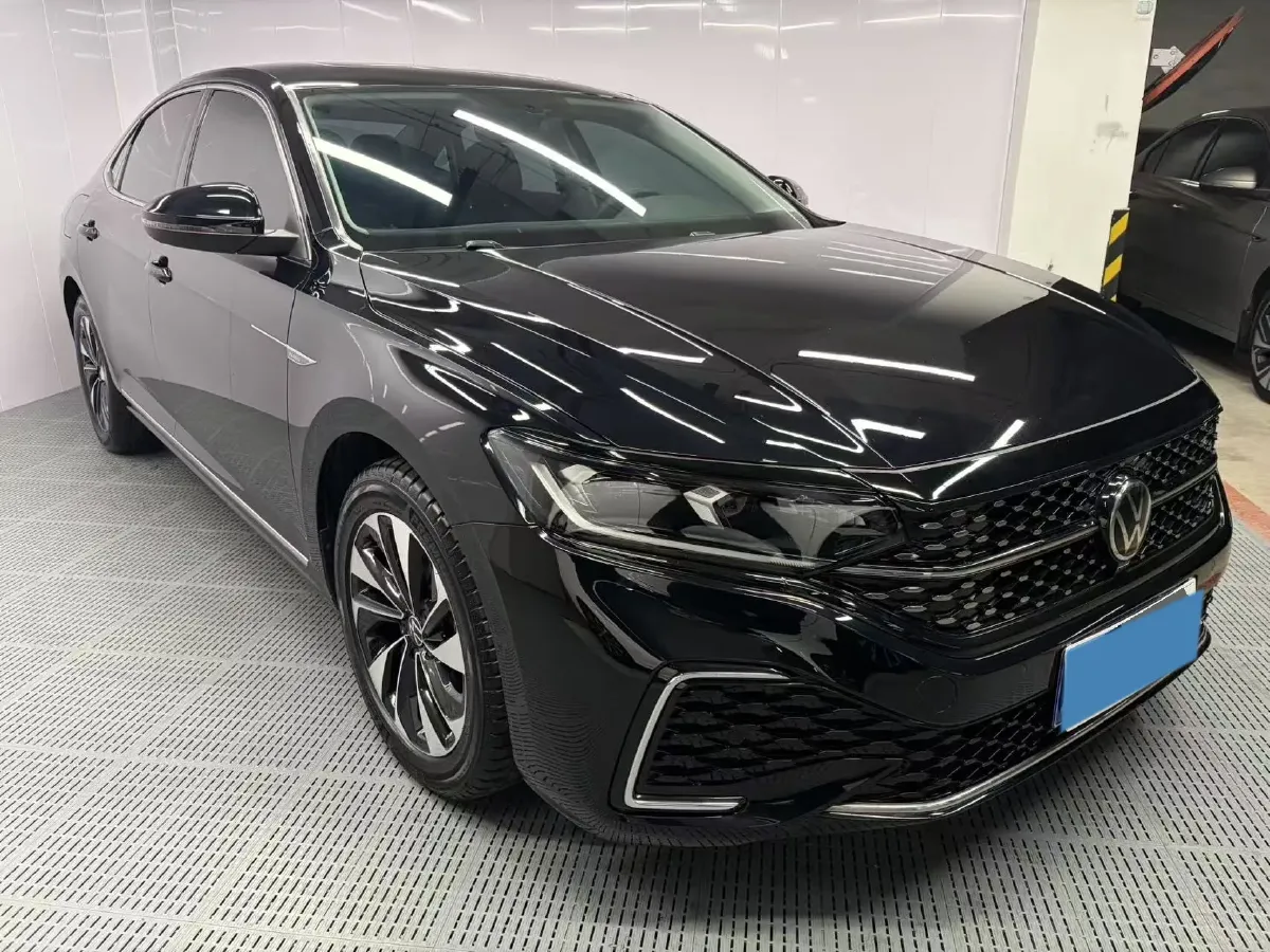 2023 Volkswagen Passat 1.4T 150HP L4 7DCT,autocango,china used car exporter,china ev exporter,chinese used car exporter,chinese used ev exporter