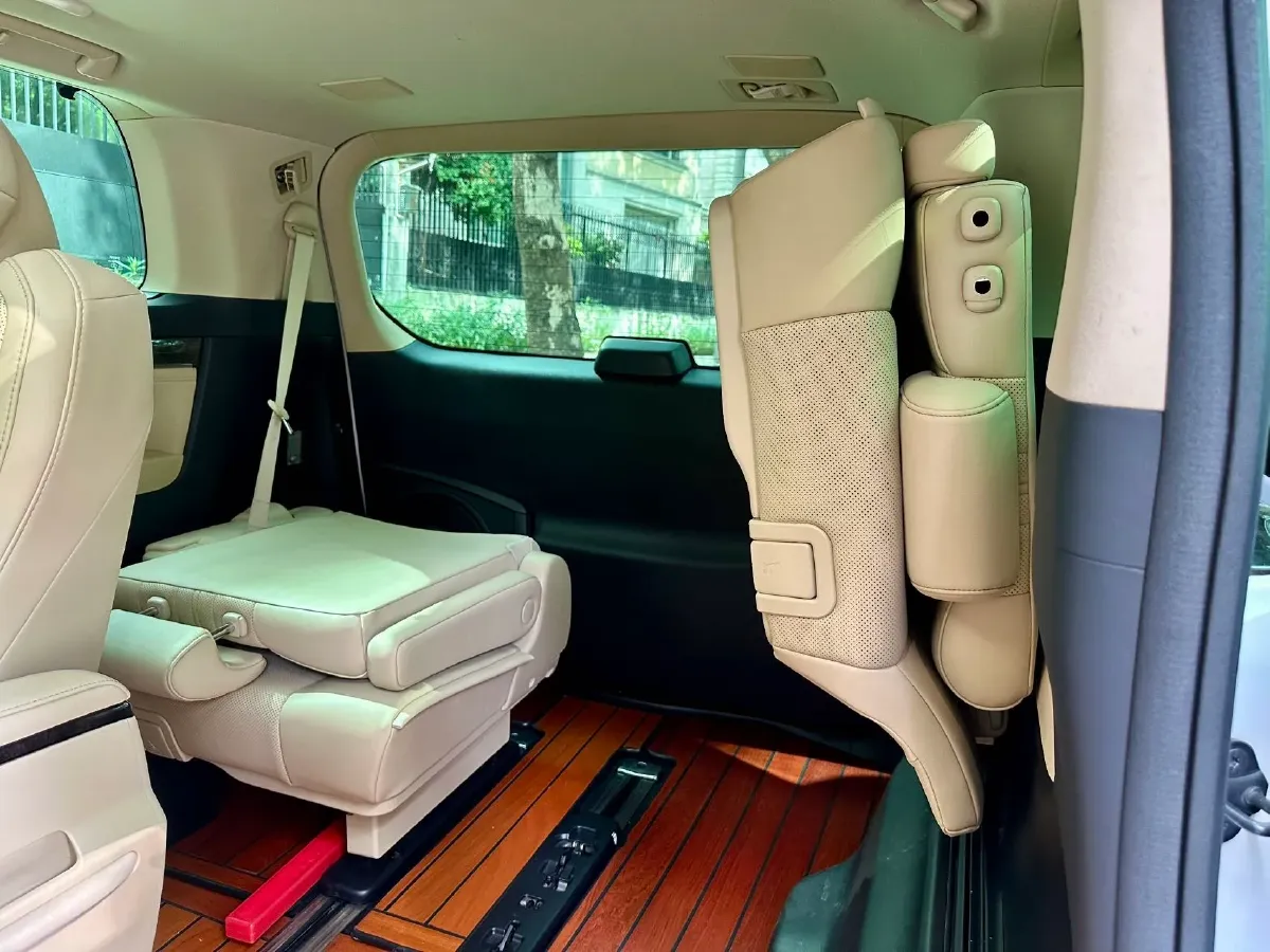 2020 Toyota Alphard 2.5L 117HP L4 E-CVT Hybrid,autocango,china used car exporter,china ev exporter,chinese used car exporter,chinese used ev exporter