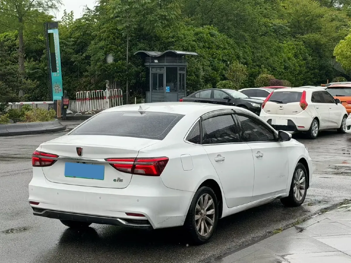 2017 Roewe i6 1.0T 125HP L3 2AT PHEV,autocango,china used car exporter,china ev exporter,chinese used car exporter,chinese used ev exporter