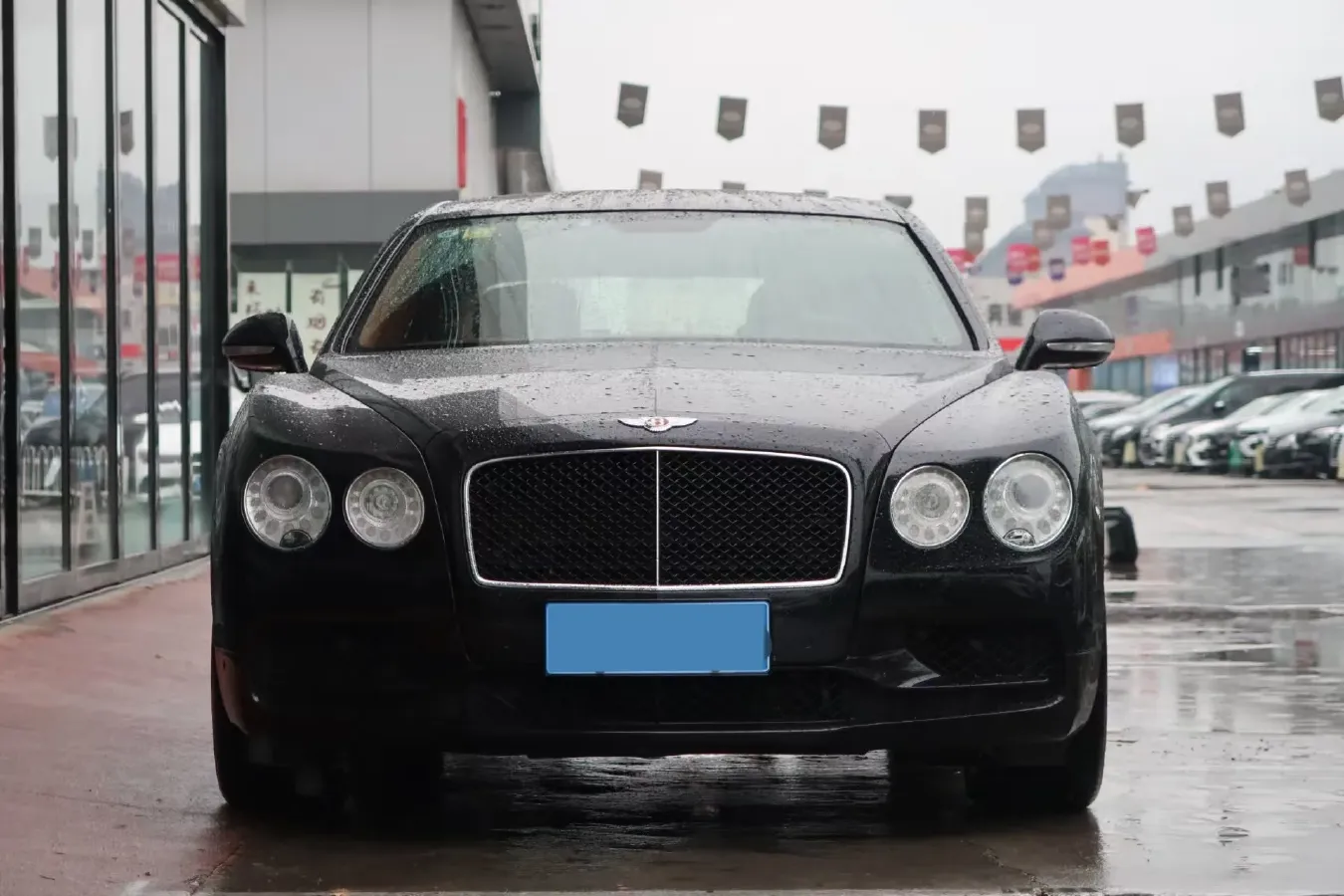 2017 Bentley Flying Spur 4.0T 528HP V8 8AT,autocango,china used car exporter,china ev exporter,chinese used car exporter,chinese used ev exporter