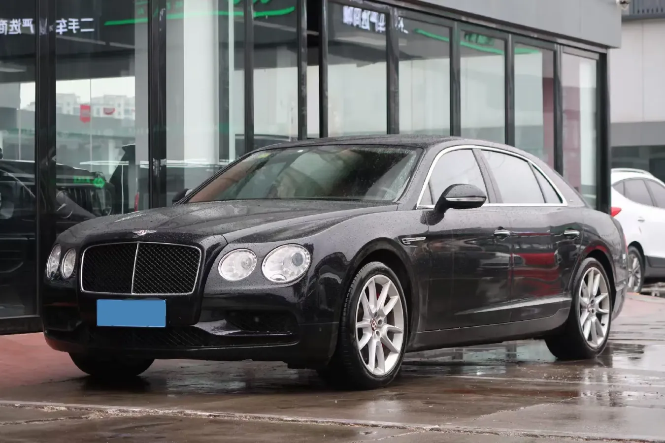 2017 Bentley Flying Spur 4.0T 528HP V8 8AT,autocango,china used car exporter,china ev exporter,chinese used car exporter,chinese used ev exporter
