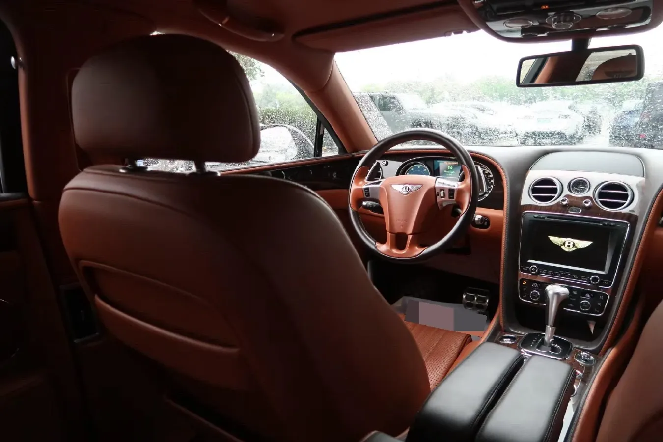 2017 Bentley Flying Spur 4.0T 528HP V8 8AT,autocango,china used car exporter,china ev exporter,chinese used car exporter,chinese used ev exporter