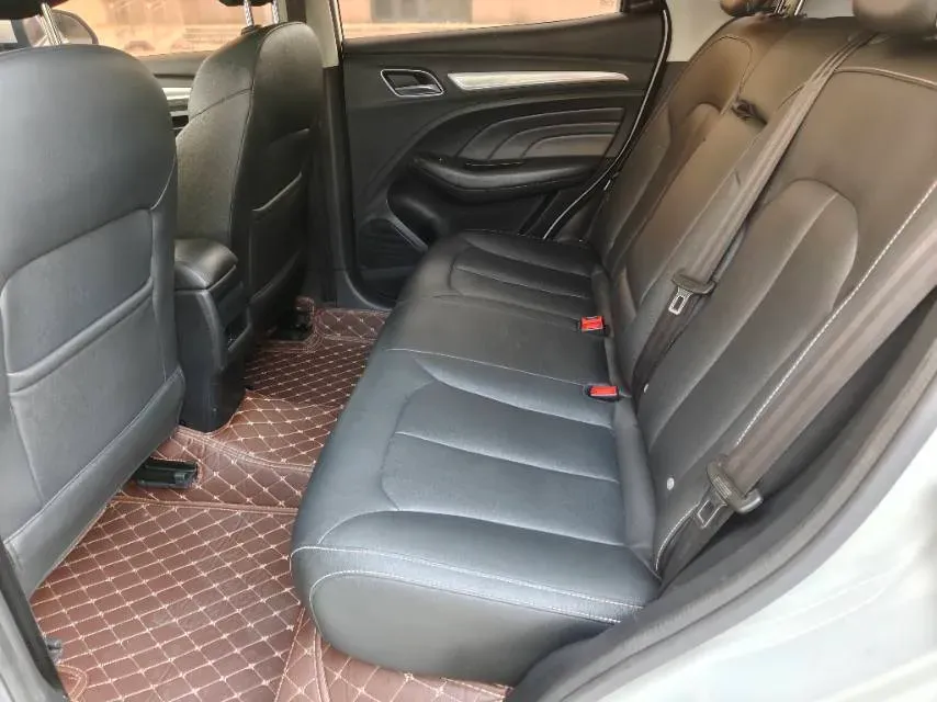 2018 Roewe i6 1.5T 169HP L4 6MT,autocango,china used car exporter,china ev exporter,chinese used car exporter,chinese used ev exporter