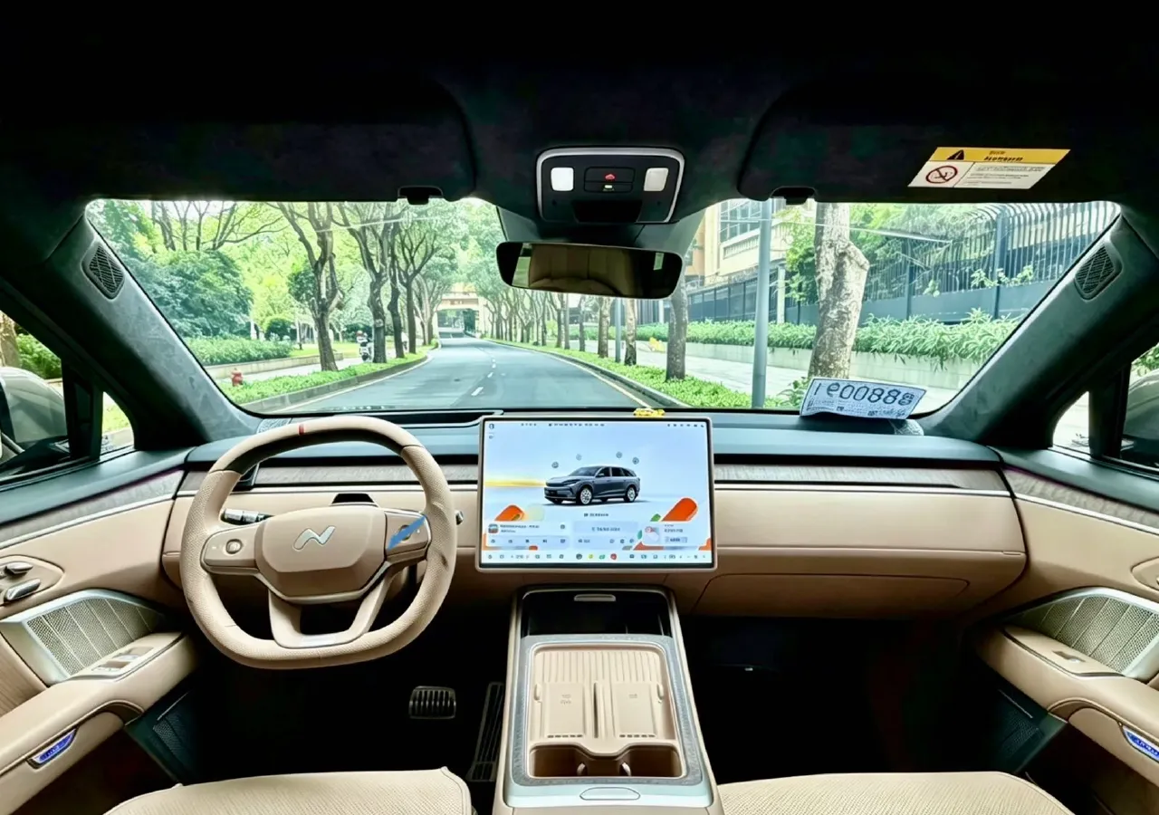 2025 ONVO L90 BEV,autocango,china used car exporter,china ev exporter,chinese used car exporter,chinese used ev exporter
