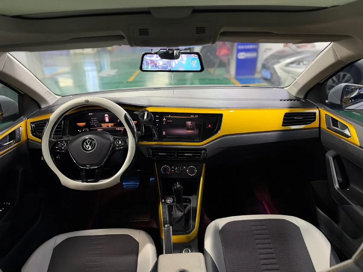 2023 Volkswagen Polo 1.5L 110HP L4 6AT,autocango,china used car exporter,china ev exporter,chinese used car exporter,chinese used ev exporter