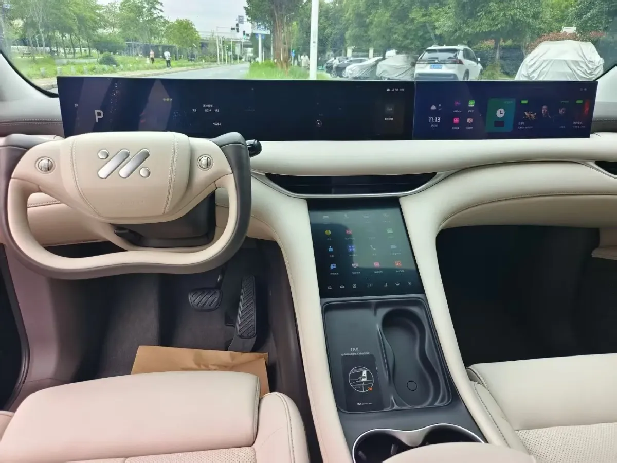 2023 IM LS6 BEV 71KWH,autocango,china used car exporter,china ev exporter,chinese used car exporter,chinese used ev exporter