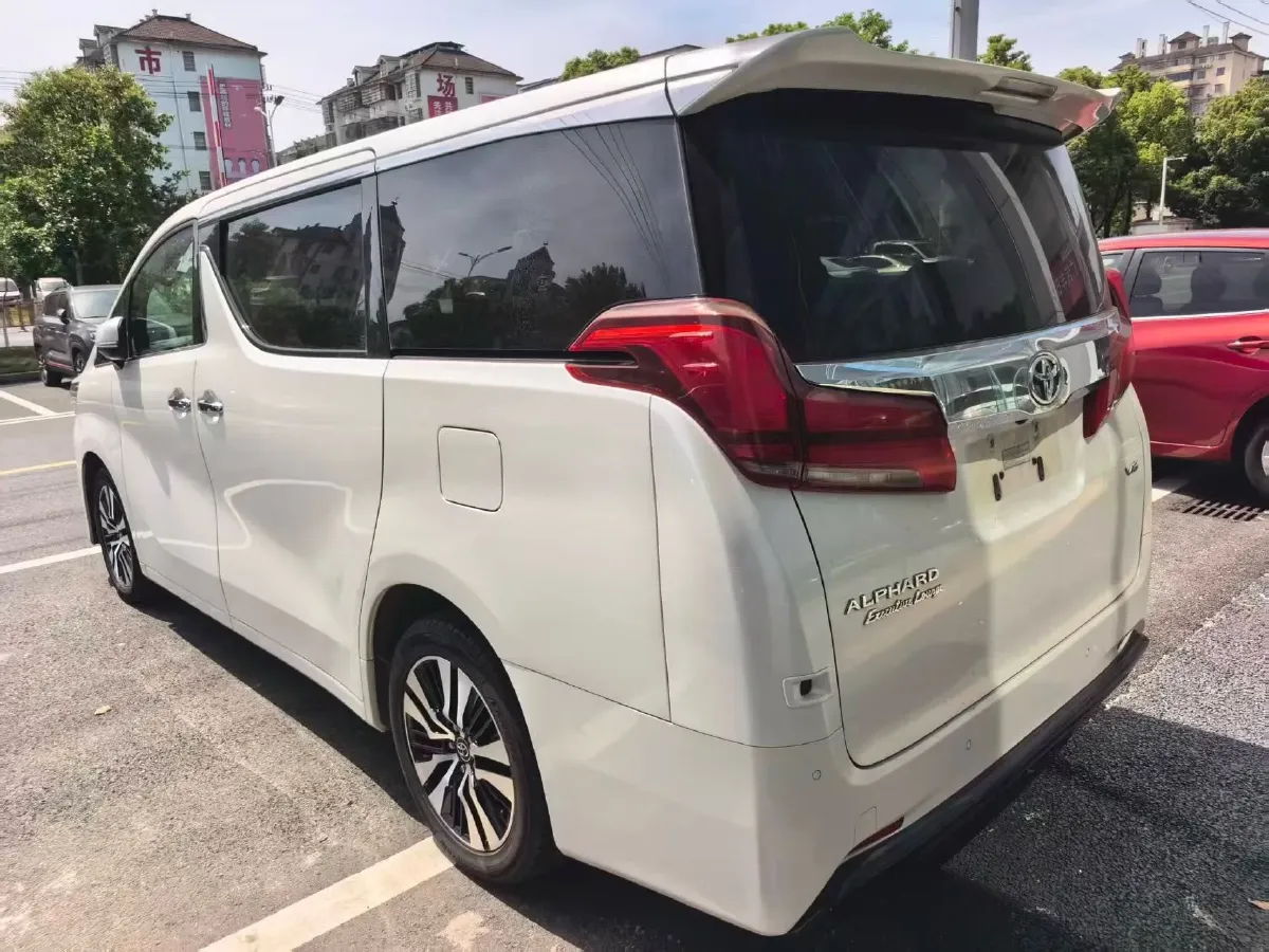2018 Toyota Alphard 3.5L 301HP V6 8AT,autocango,china used car exporter,china ev exporter,chinese used car exporter,chinese used ev exporter