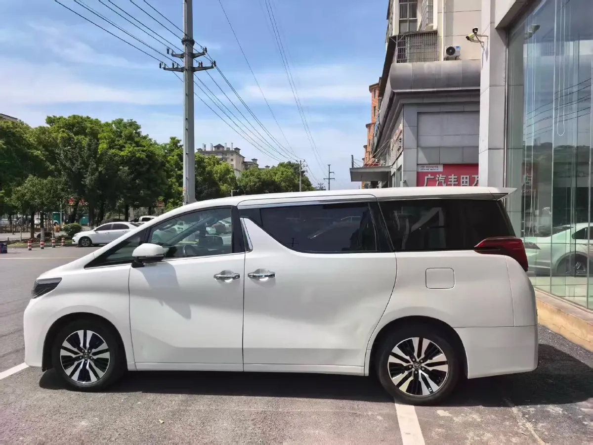 2018 Toyota Alphard 3.5L 301HP V6 8AT,autocango,china used car exporter,china ev exporter,chinese used car exporter,chinese used ev exporter