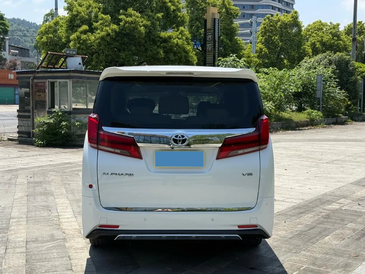 2018 Toyota Alphard 3.5L 301HP V6 8AT,autocango,china used car exporter,china ev exporter,chinese used car exporter,chinese used ev exporter