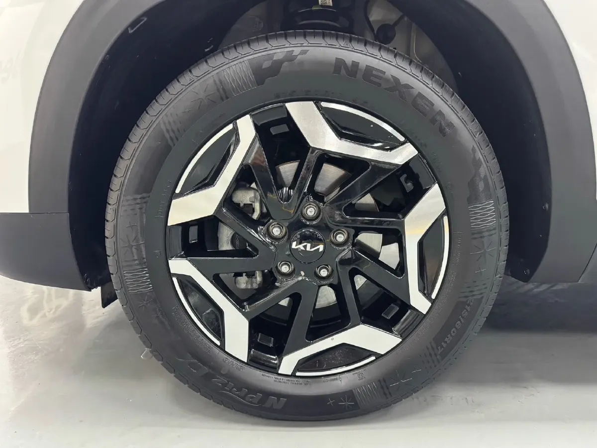 2023 Kia Seltos 1.5L 115HP L4 CVT,autocango,china used car exporter,china ev exporter,chinese used car exporter,chinese used ev exporter