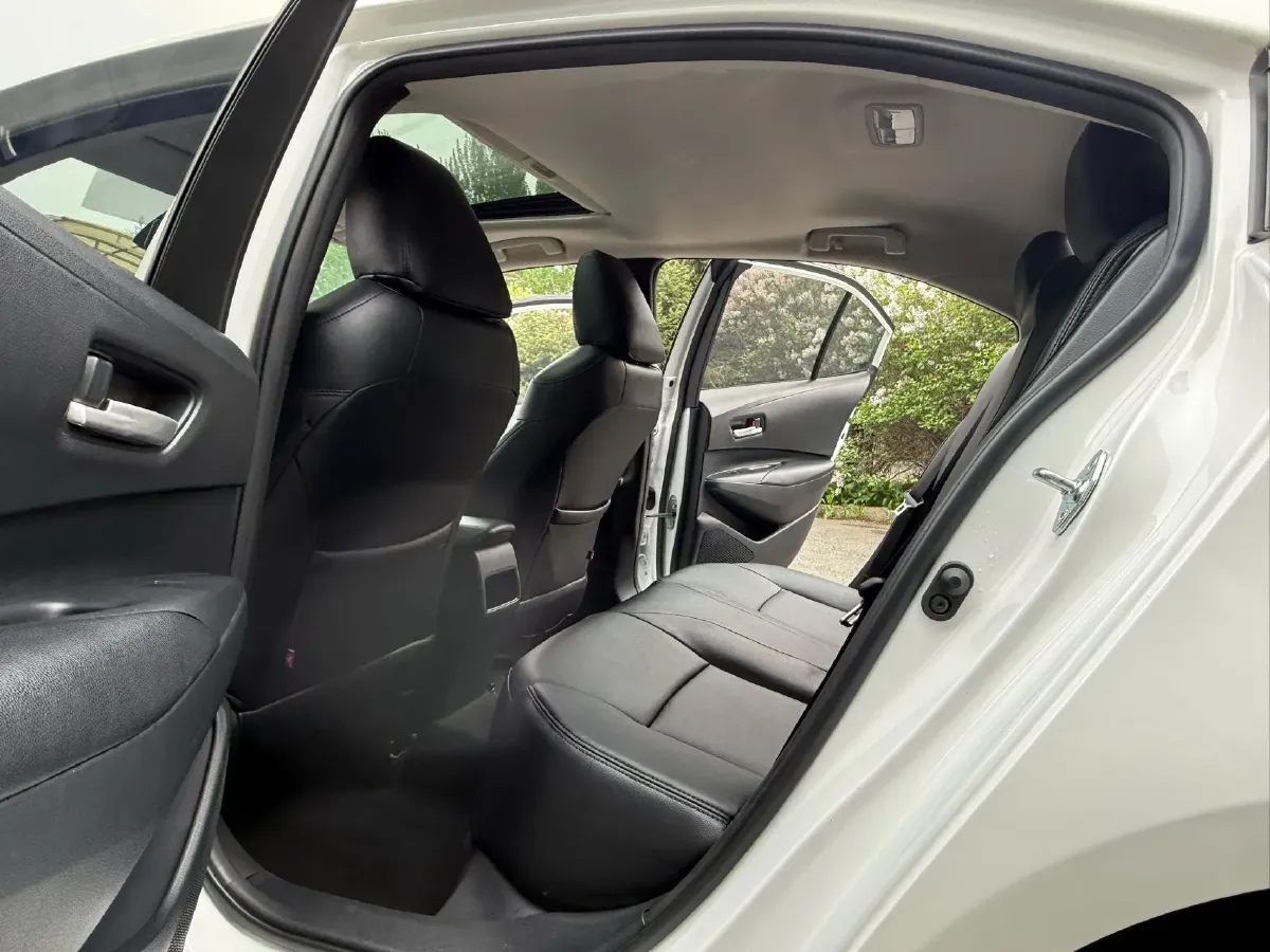 2021 Toyota Corolla 1.2T 116HP L4 CVT,autocango,china used car exporter,china ev exporter,chinese used car exporter,chinese used ev exporter