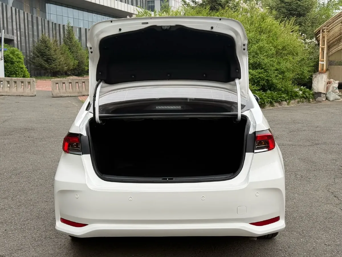2021 Toyota Corolla 1.2T 116HP L4 CVT,autocango,china used car exporter,china ev exporter,chinese used car exporter,chinese used ev exporter