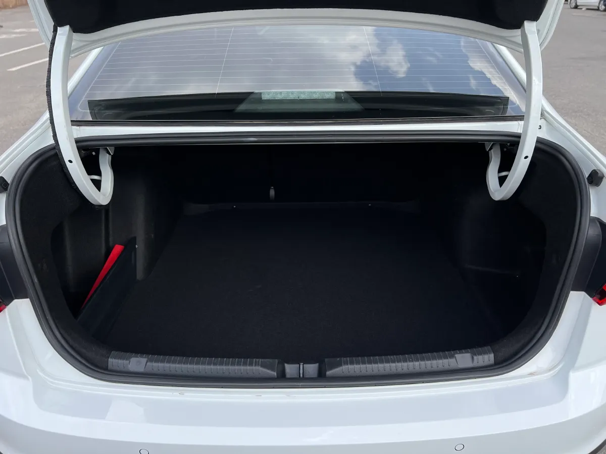 2023 Volkswagen Bora 1.2T 116HP L4 7DCT,autocango,china used car exporter,china ev exporter,chinese used car exporter,chinese used ev exporter
