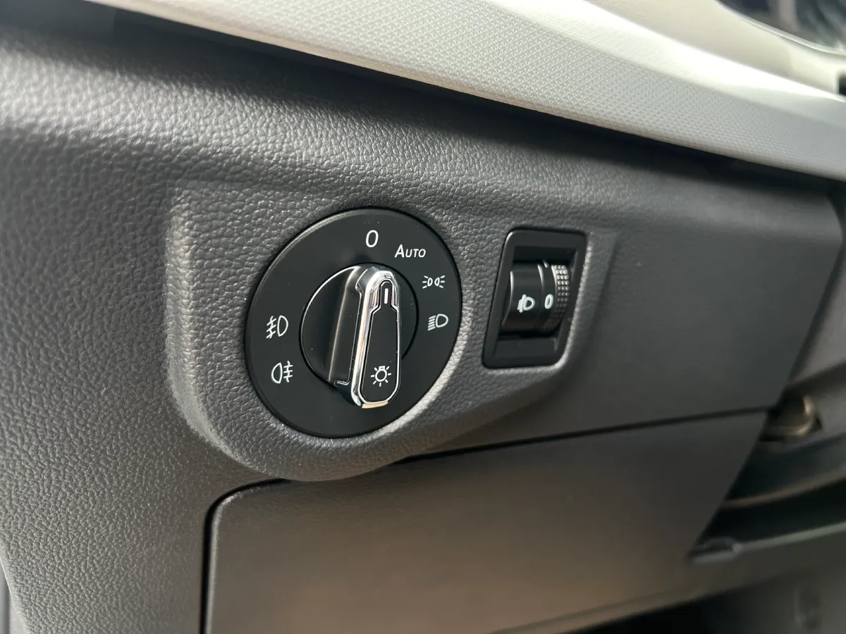2023 Volkswagen Bora 1.2T 116HP L4 7DCT,autocango,china used car exporter,china ev exporter,chinese used car exporter,chinese used ev exporter
