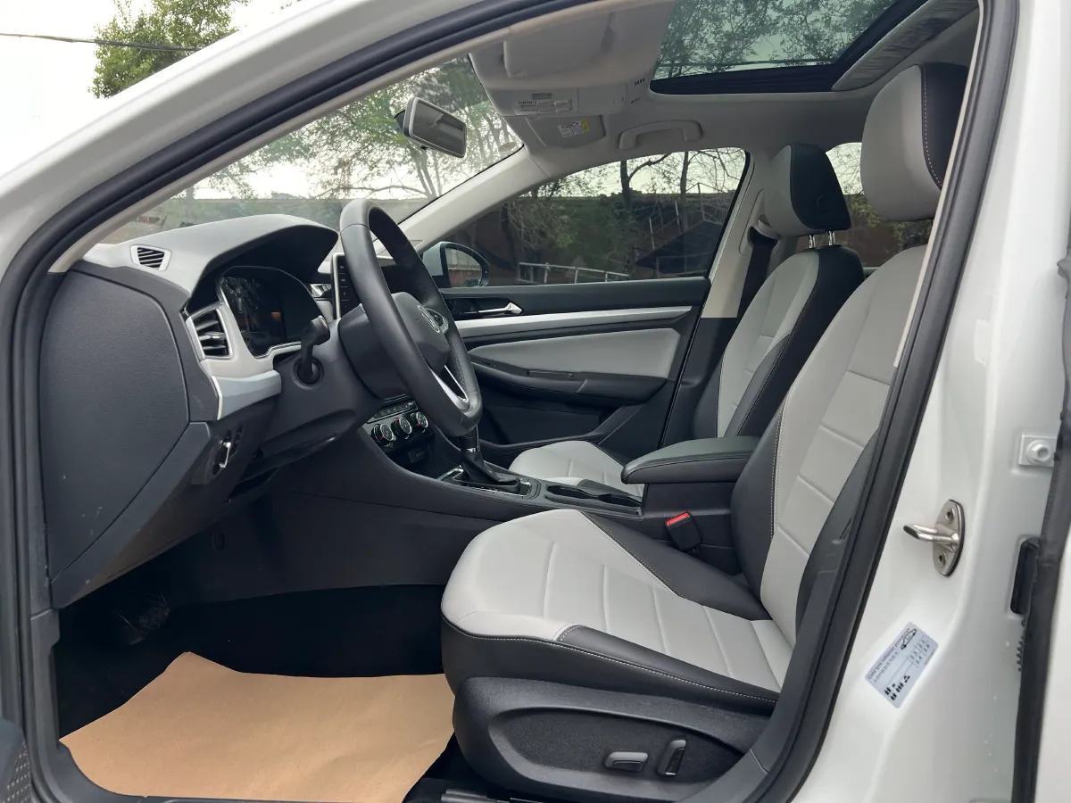 2023 Volkswagen Bora 1.2T 116HP L4 7DCT,autocango,china used car exporter,china ev exporter,chinese used car exporter,chinese used ev exporter