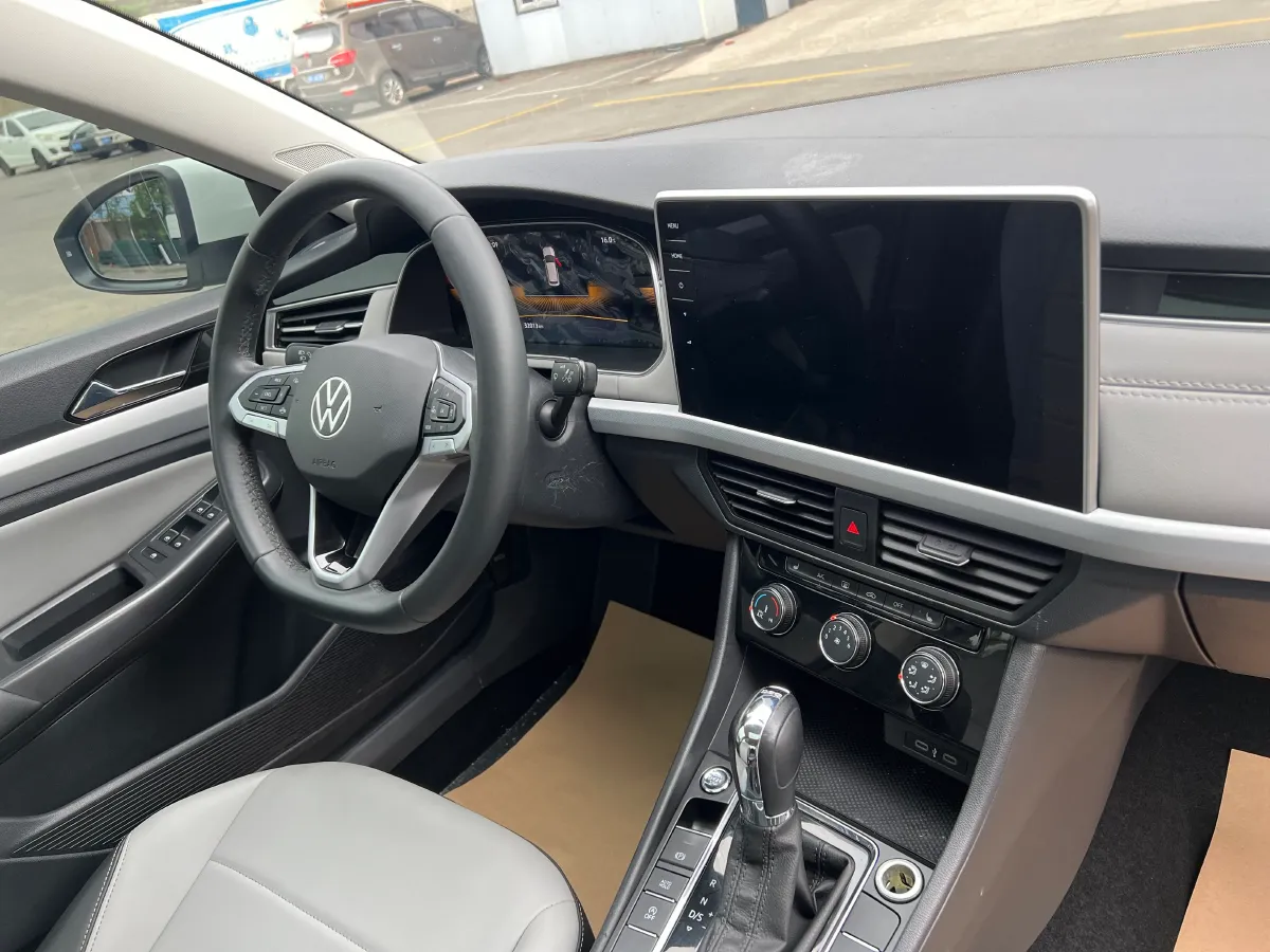 2023 Volkswagen Bora 1.2T 116HP L4 7DCT,autocango,china used car exporter,china ev exporter,chinese used car exporter,chinese used ev exporter