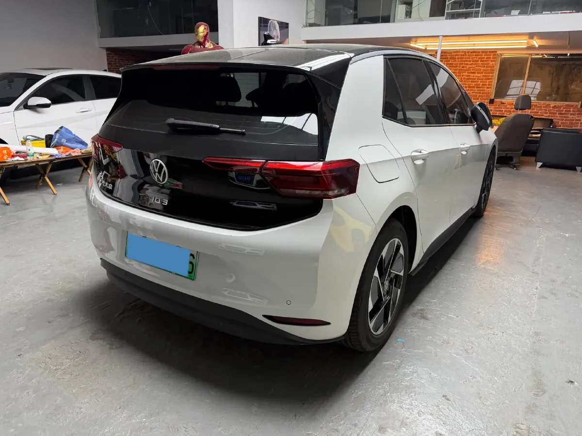 2024 Volkswagen ID.3 BEV 52.8KWH,autocango,china used car exporter,china ev exporter,chinese used car exporter,chinese used ev exporter