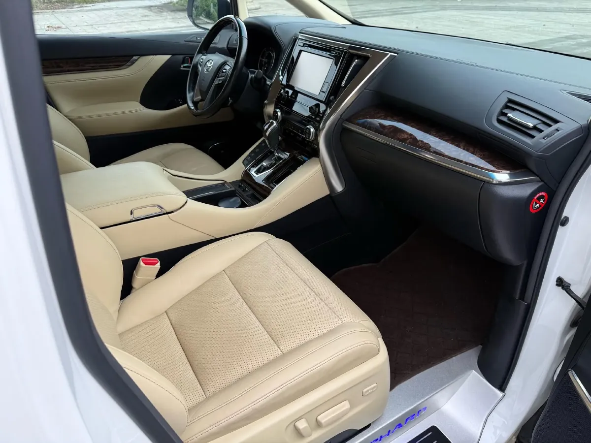 2019 Toyota Alphard 2.5L 117HP L4 E-CVT Hybrid,autocango,china used car exporter,china ev exporter,chinese used car exporter,chinese used ev exporter
