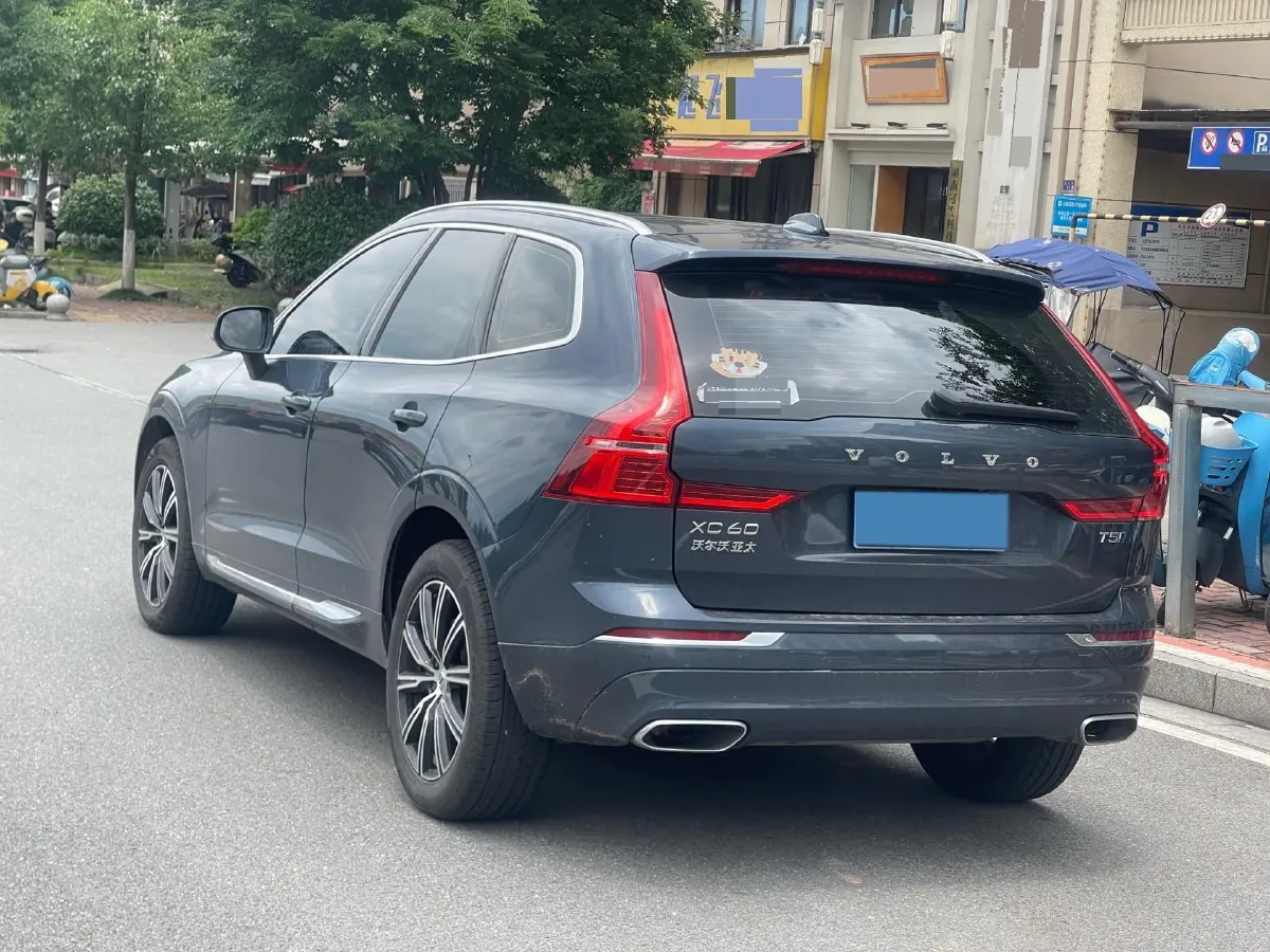 2021 Volvo XC60 2.0T 250HP L4 8AT,autocango,china used car exporter,china ev exporter,chinese used car exporter,chinese used ev exporter