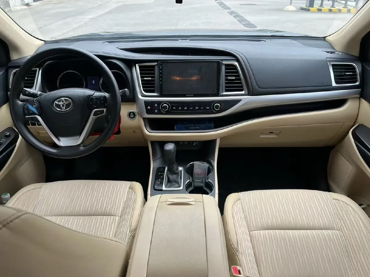 2018 Toyota Highlander 2.0T 220HP L4 6AT,autocango,china used car exporter,china ev exporter,chinese used car exporter,chinese used ev exporter
