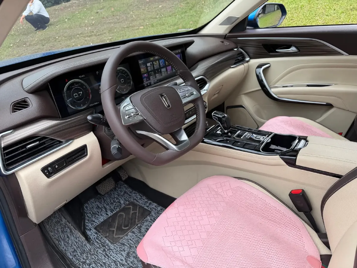 2019 Bestune T77 1.2T 143HP L4 7DCT,autocango,china used car exporter,china ev exporter,chinese used car exporter,chinese used ev exporter