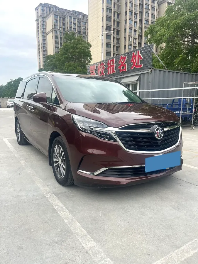 2022 Buick GL8 2.0T 237HP L4 9AT,autocango,china used car exporter,china ev exporter,chinese used car exporter,chinese used ev exporter